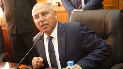 كامل الوزير: الرئيس السيسي يتواصل معى مرتين يوميا.. و الغيت 3 شركات خاسرة