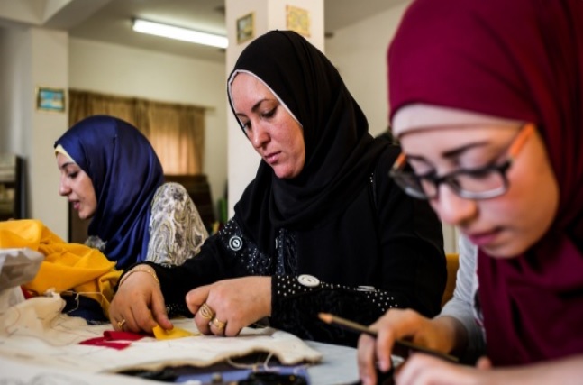 رانيا .. نموذج مشرف للمراة العاملة المصرية